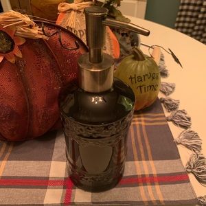 Drake Design Soap Dispenser